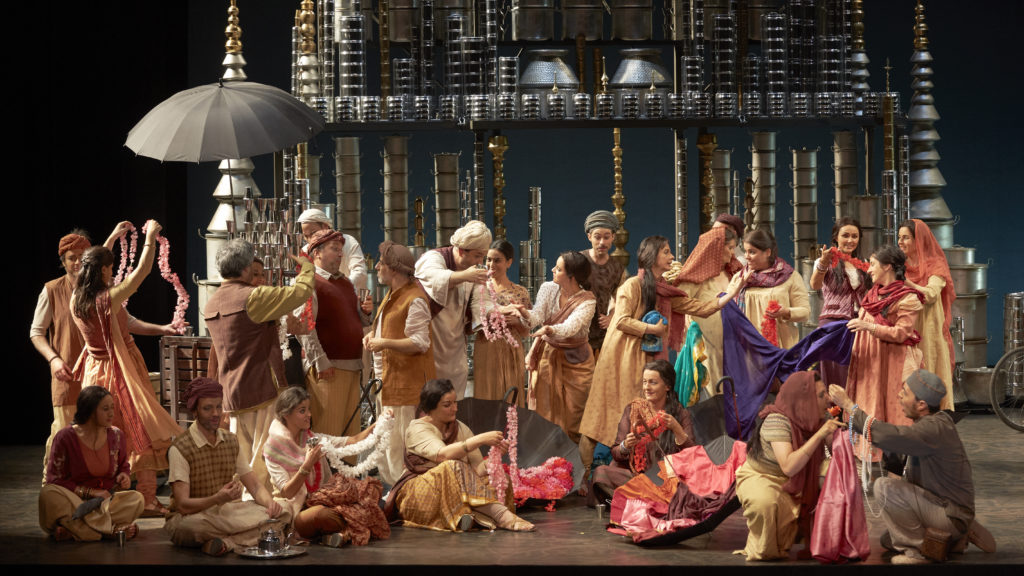 Lakmé, costumes de Hanna Sjödin, Opéra Comique, 2014. Photographie Pierre Grosbois